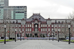 2012年に丸の内駅舎の保存復原が完成した東京駅
